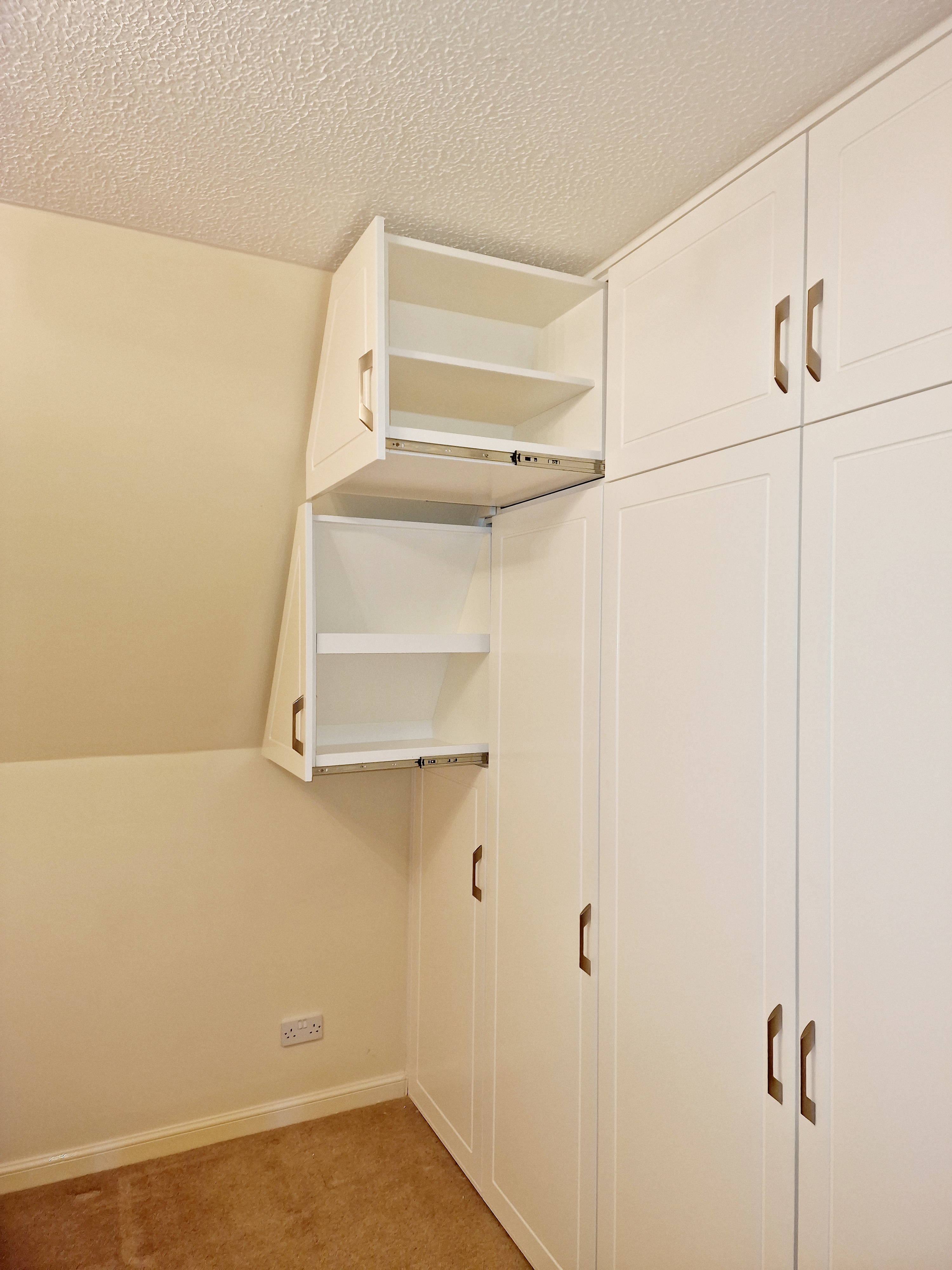 Cream Attic Wardrobe - Built-In Shelving Unit