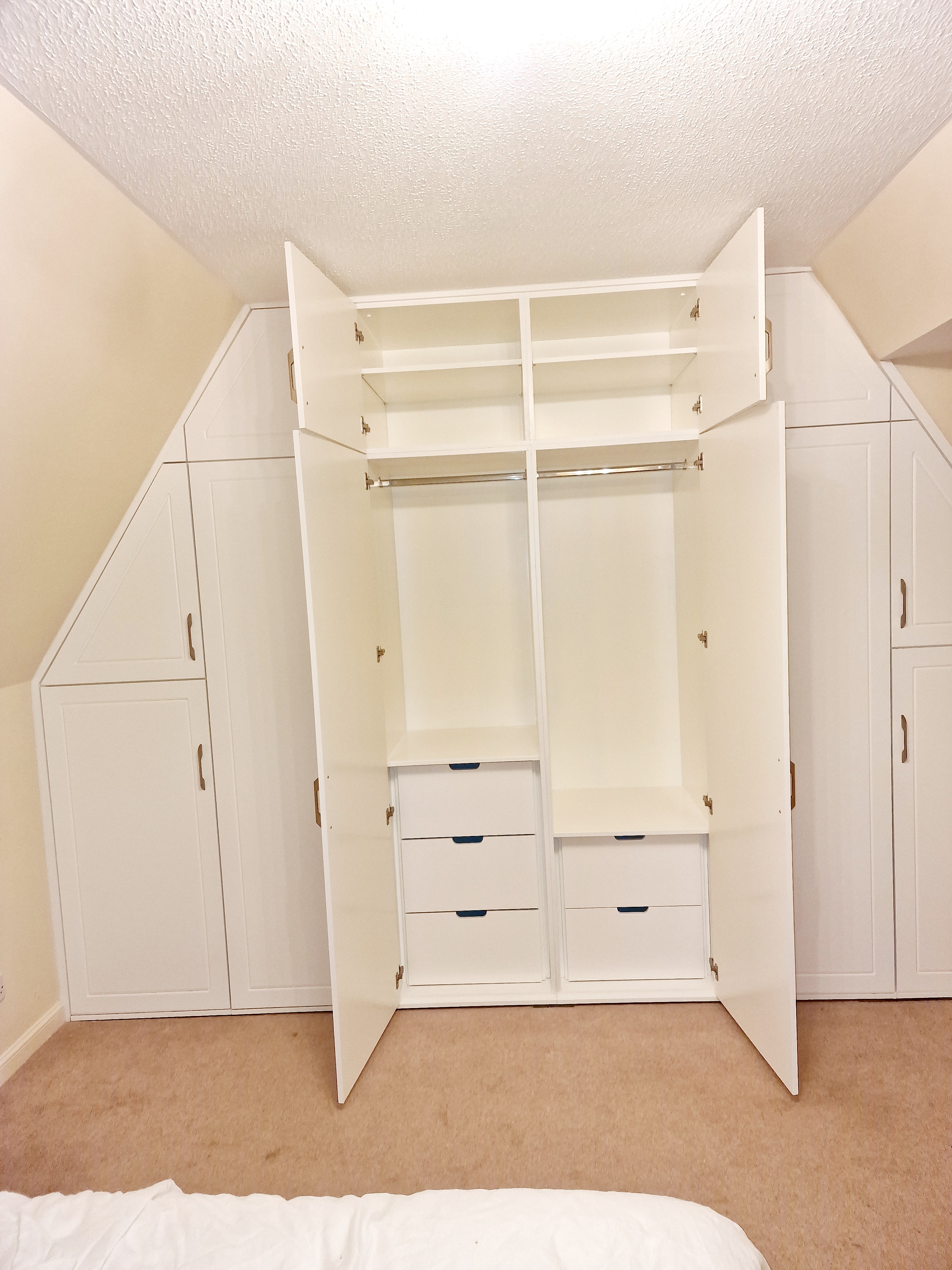 Cream Attic Wardrobe - Interior Organization