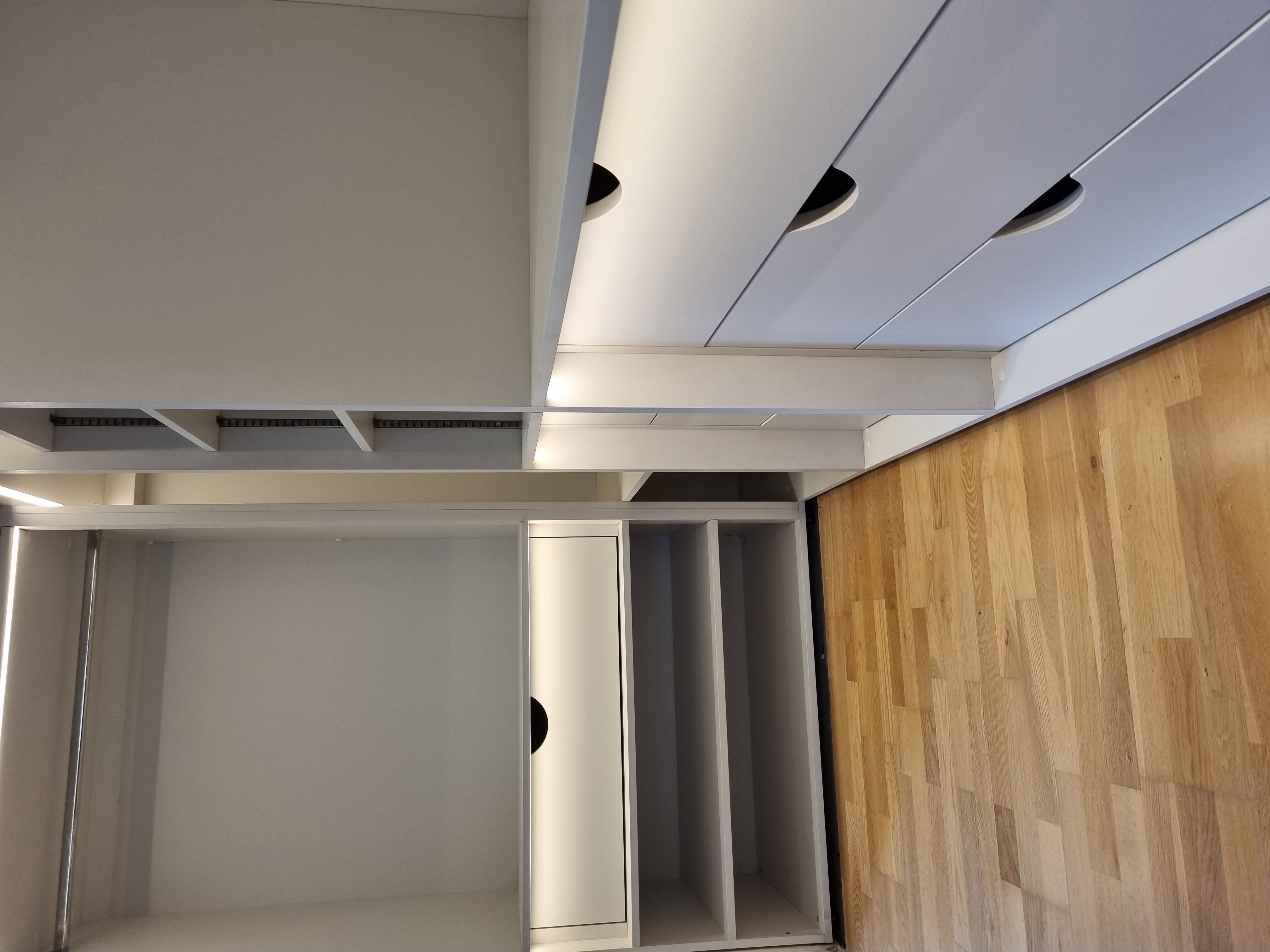 Bespoke Wardrobe - Interior Organization